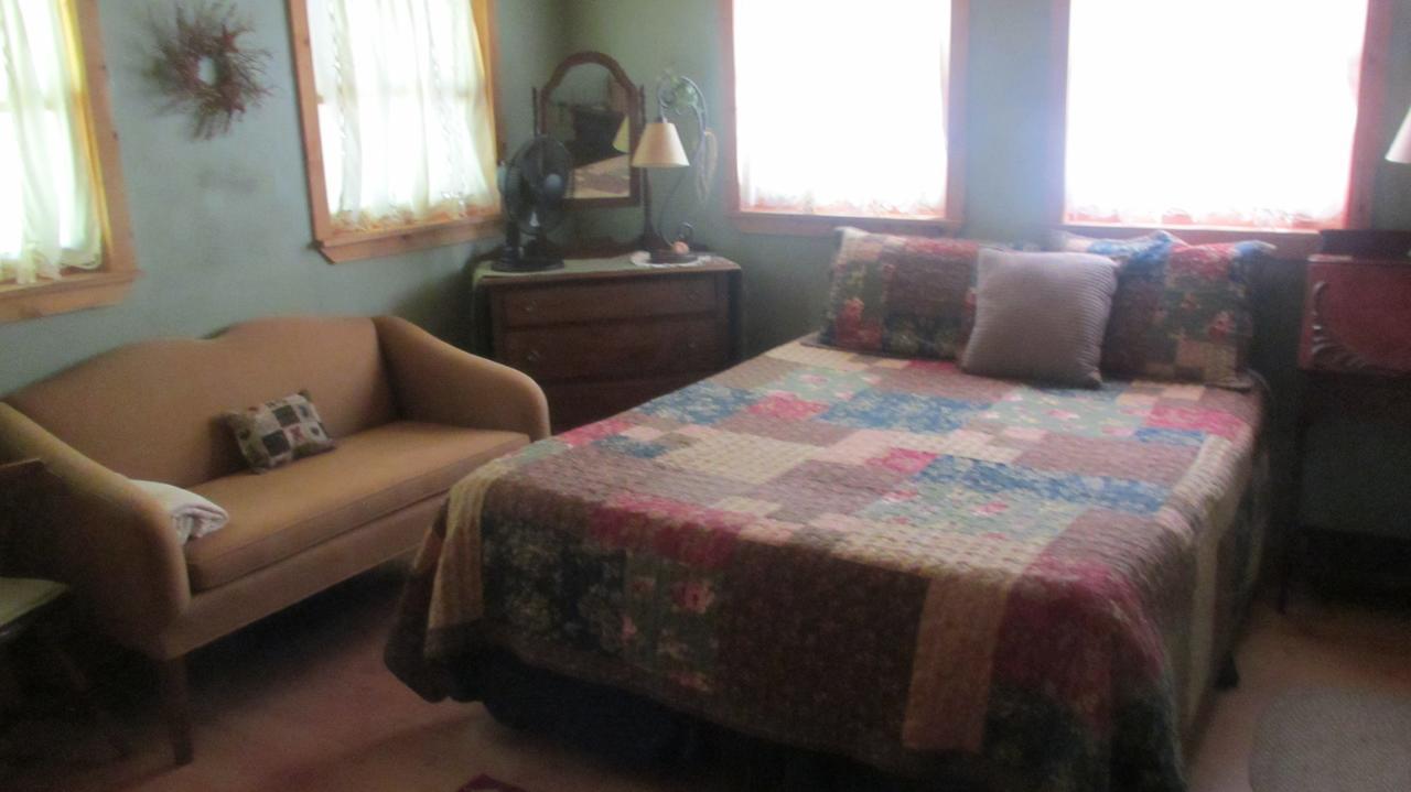 Buffalo Creek Bed And Breakfast 로빈스빌 외부 사진