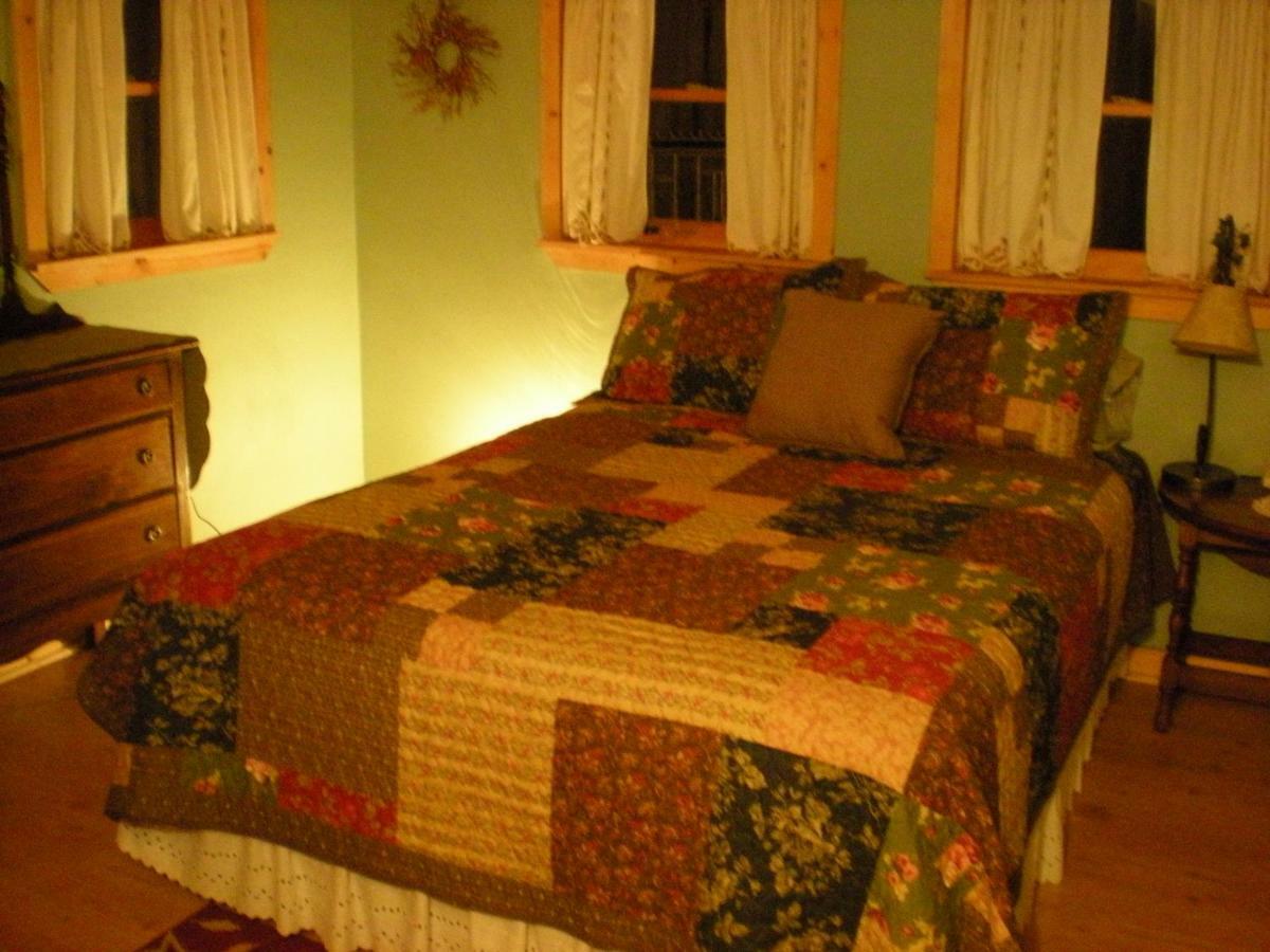 Buffalo Creek Bed And Breakfast 로빈스빌 외부 사진